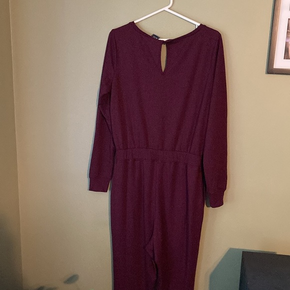 Gap burgundy tall long sleeve romper jumpsuit one piece - Picture 3 of 6